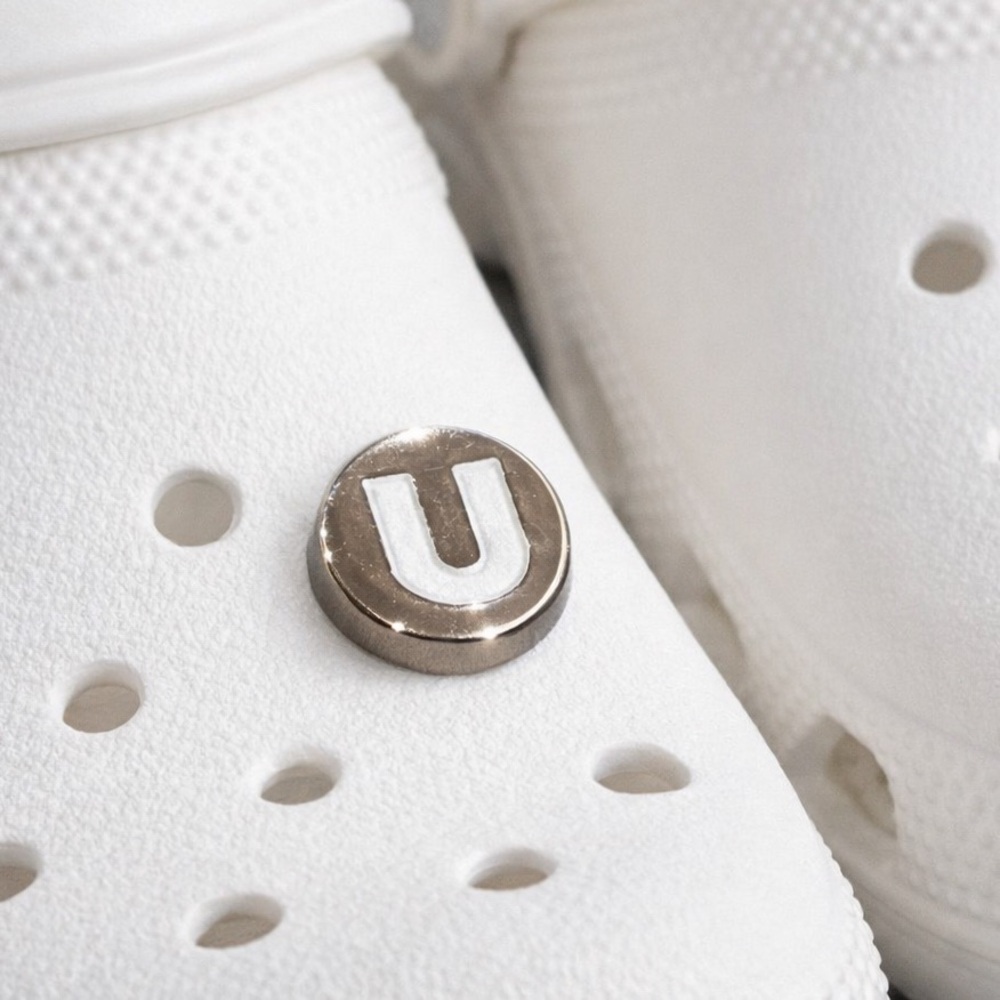 Crocs Jibbitz Letter U Initial Monogram Metal Shoe Charm NWT